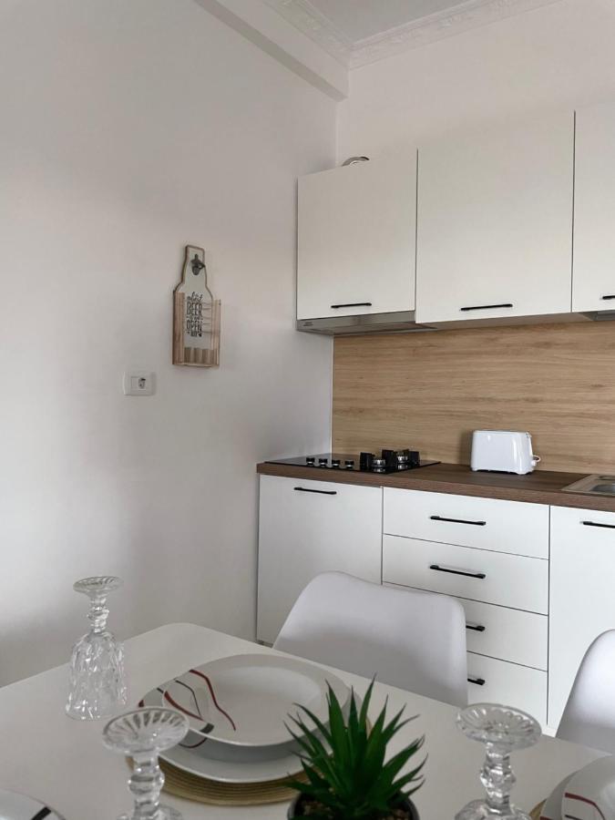 The Sunset Apartment Wlora Zewnętrze zdjęcie